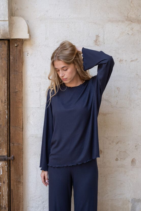 Mona Longsleeve