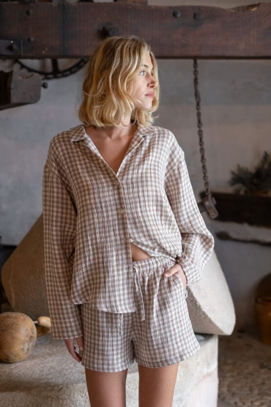 Virgo Bluse karo und Fiona shorts karo - morena isabel
