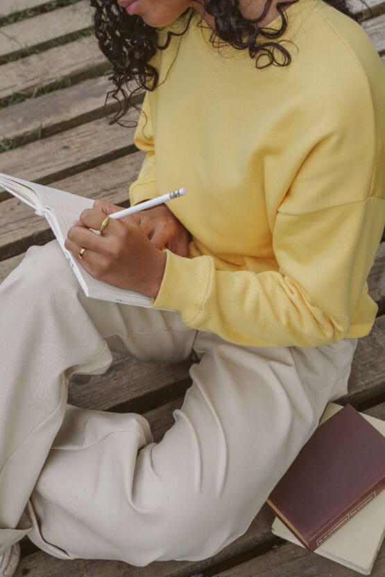 Auri Sweater - Image 5