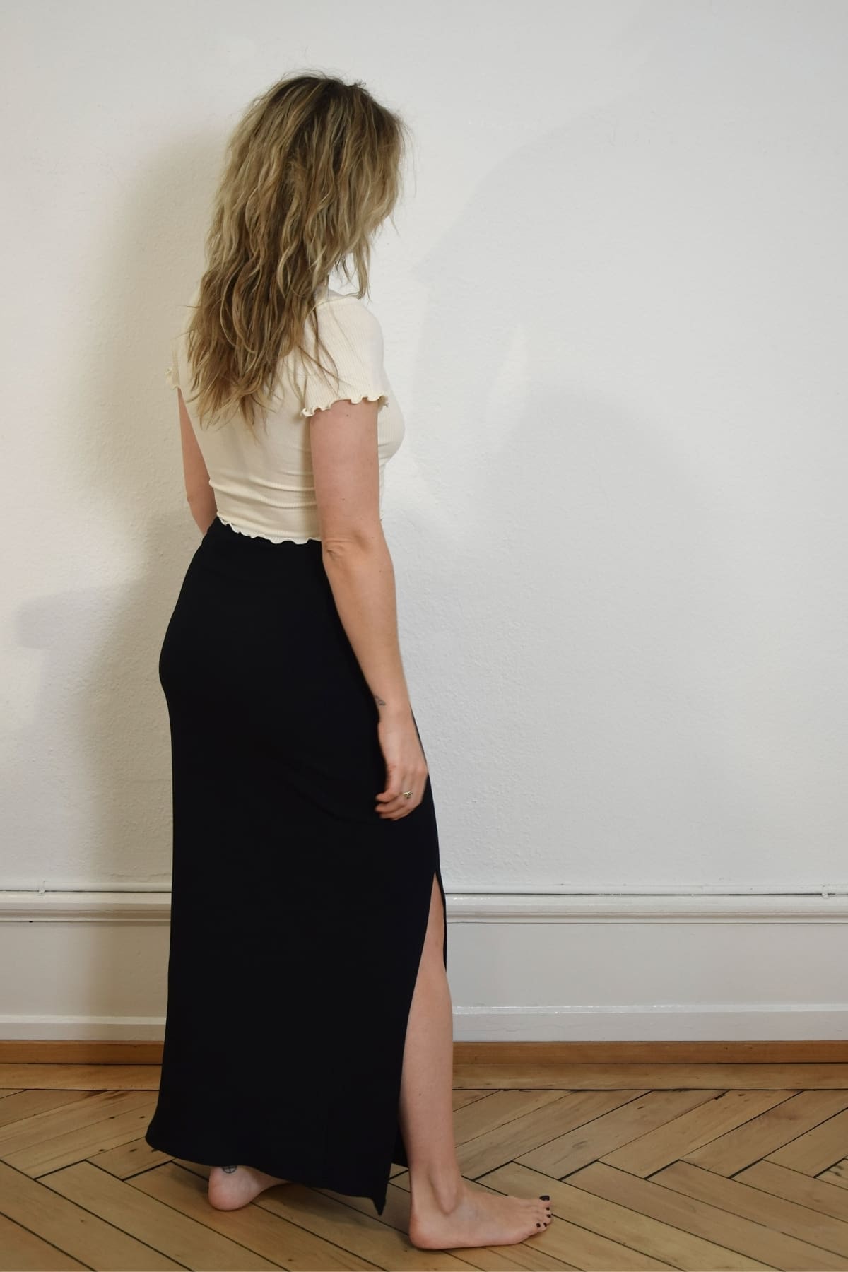 Ani Crop T-Shirt - Image 16