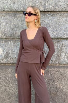 Lia Wrap Top