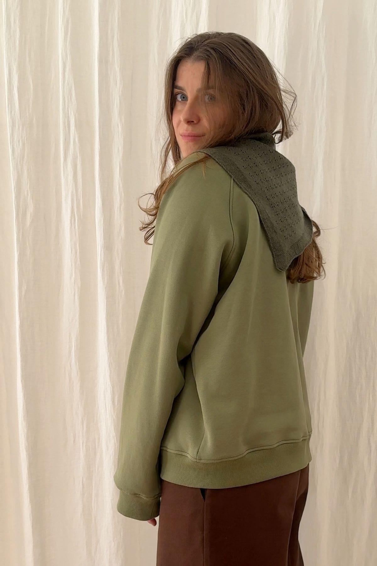 Eliv Sweater - Image 4